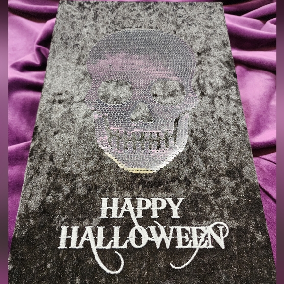 Skull Book Box Hidden Storage Secret Storage Box Black Velvet - Picture 5 of 8